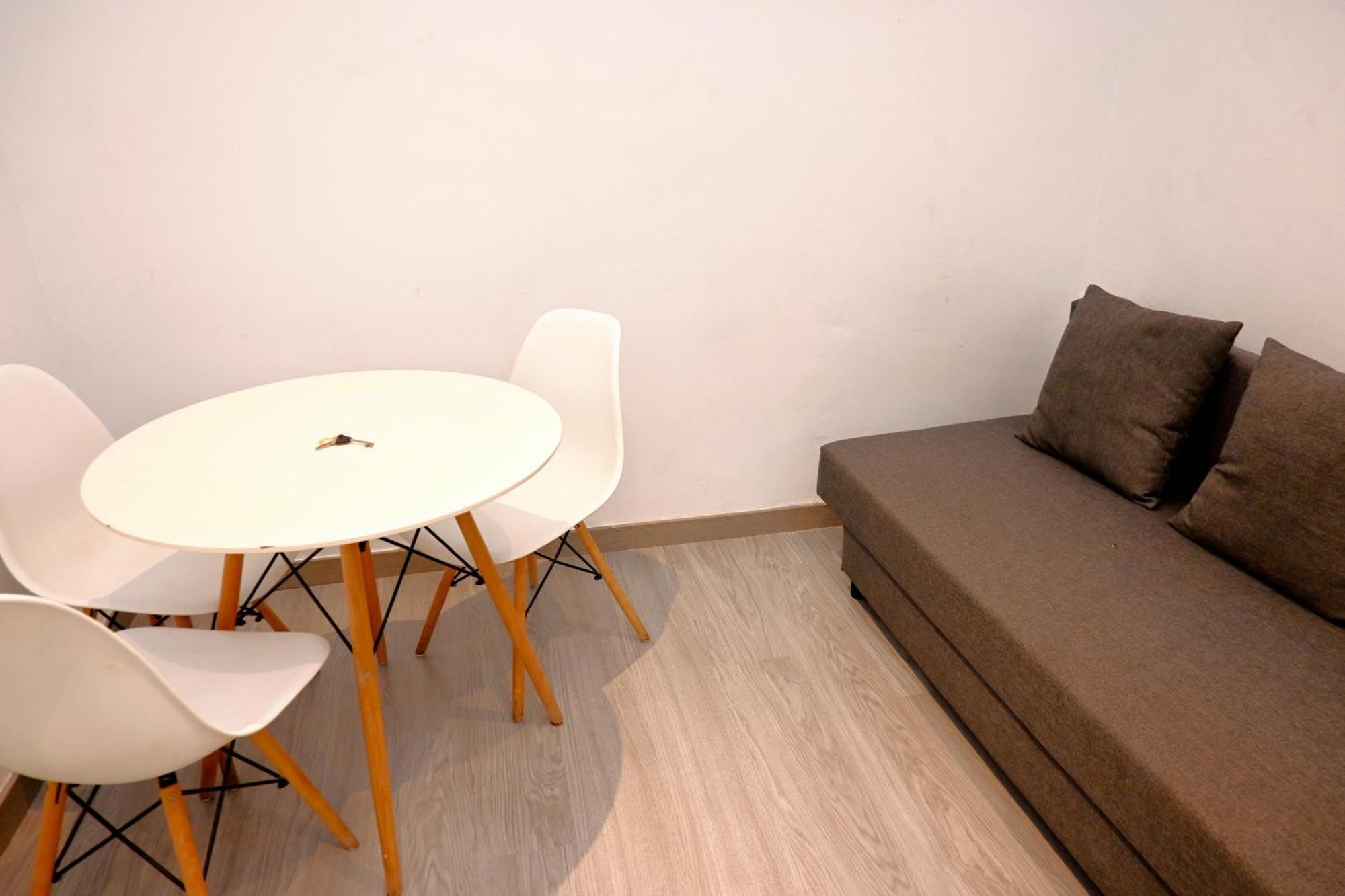 Homenfun Barcelona Les Corts エクステリア 写真